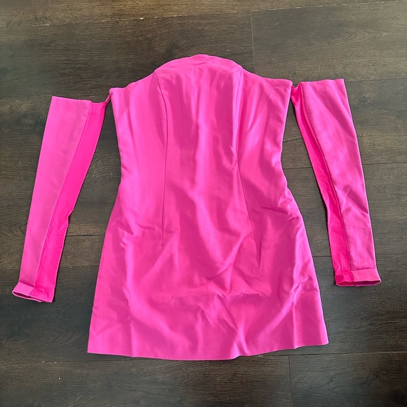 BCBGMaxAzria Dresses & Skirts - NWT BCBG MaxAria Hot Pink Mini Dress